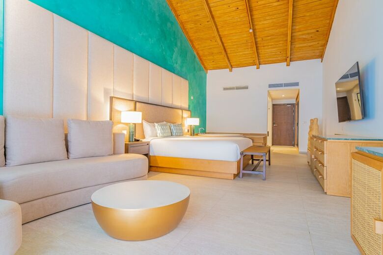 Hotel Caribe Deluxe Princess