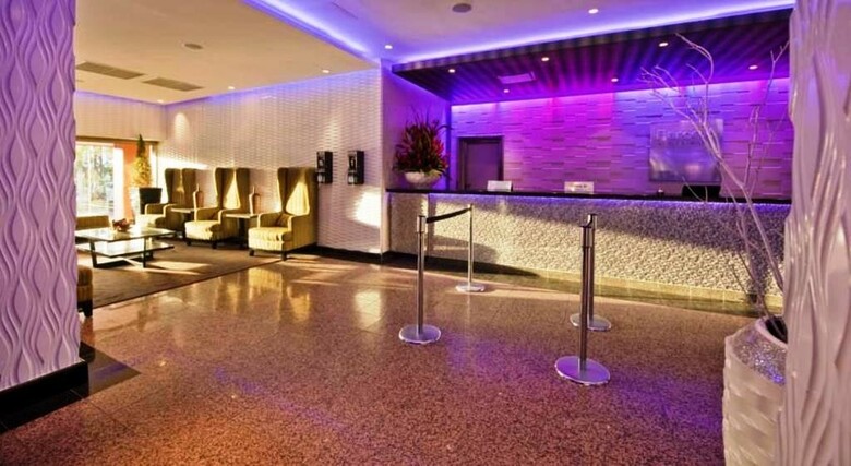 Hotel Barcel� Santo Domingo