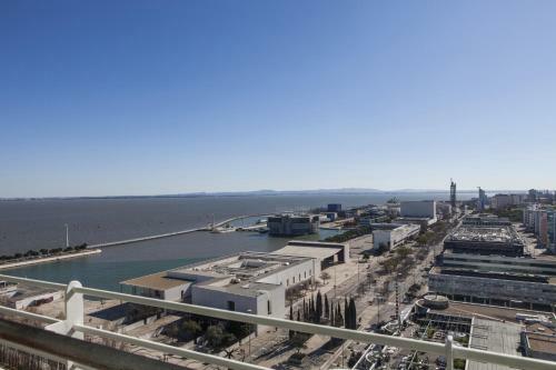 Apartamento Rent4rest Lisbon Parque Das Na��es 17th Floor River View