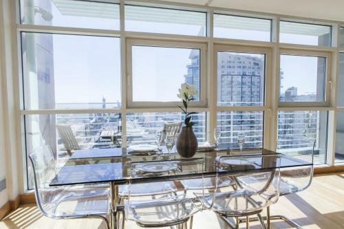 Apartamento Rent4rest Lisbon Parque Das Na��es 17th Floor River View