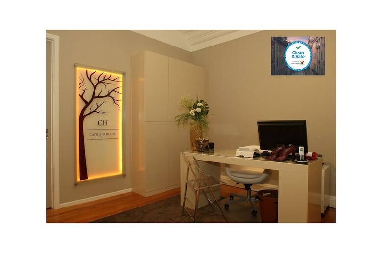 Bed & Breakfast Castilho House