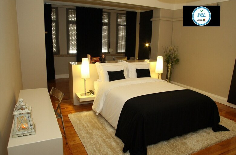 Bed & Breakfast Castilho House
