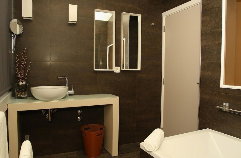 Bed & Breakfast Castilho House