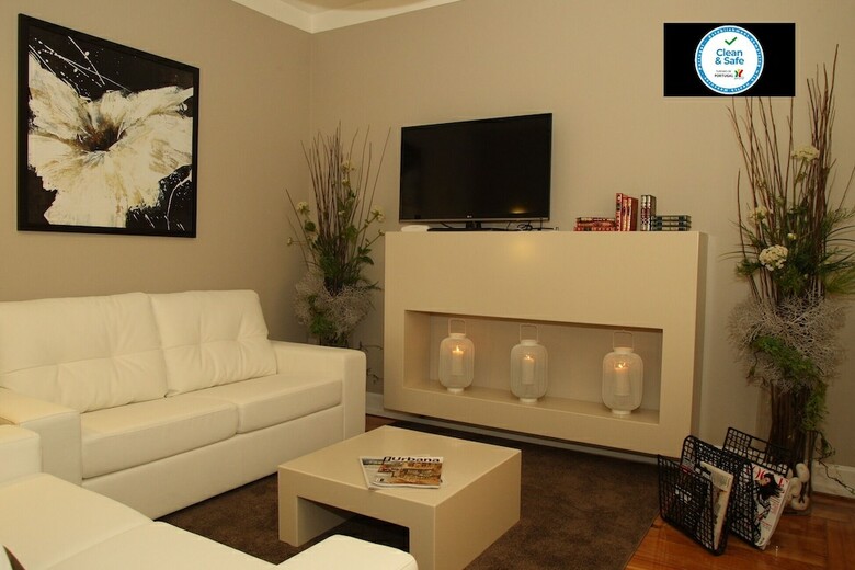 Bed & Breakfast Castilho House