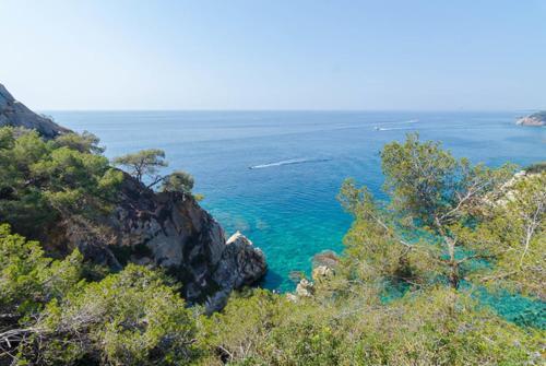 Blanes Villa Sleeps 8 Pool Wifi