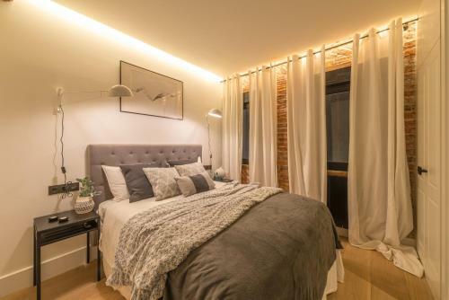 New Soho By Staynn Apartments