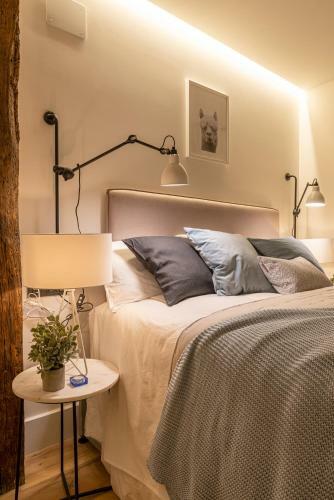 New Soho By Staynn Apartments
