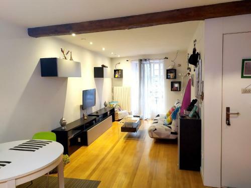 Apartment With One Bedroom In Bilbo With Wifi