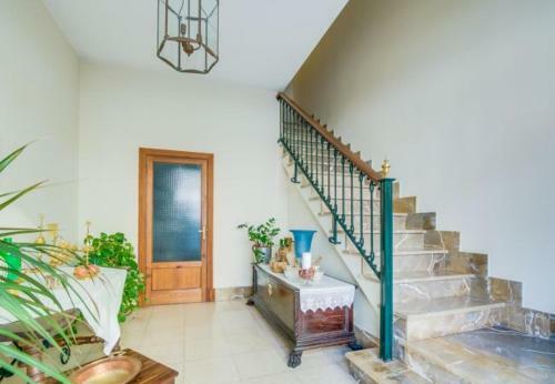 Binissalem Apartment Sleeps 4 With Air Con And Wifi