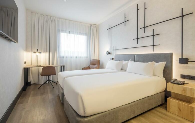 Hotel Ilunion San Mam�s