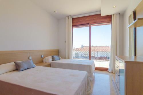 Blanes Villa Sleeps 10 Pool Wifi