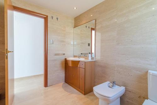 Blanes Villa Sleeps 10 Pool Wifi