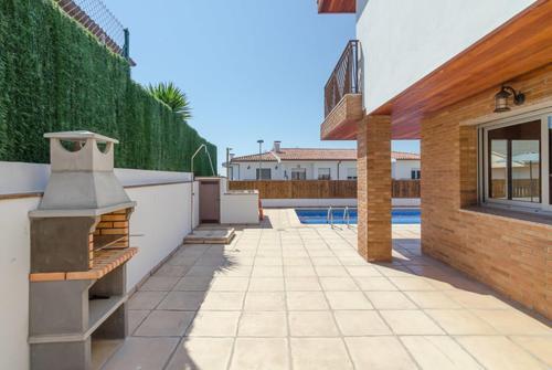 Blanes Villa Sleeps 10 Pool Wifi