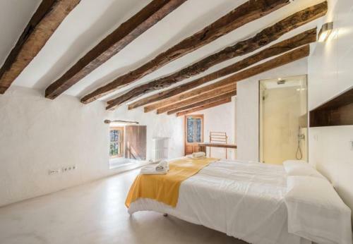 Ullaro Villa Sleeps 10 With Pool And Wifi