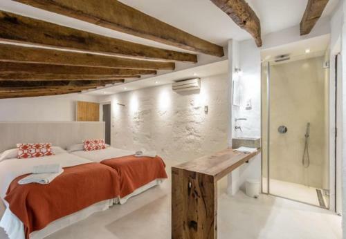 Ullaro Villa Sleeps 10 With Pool And Wifi