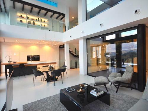 Spectacular Villa With Breathtaking View Large Pool In Buger Mallorca