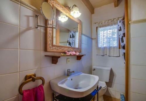 Buger Holiday Home Sleeps 4 With Pool