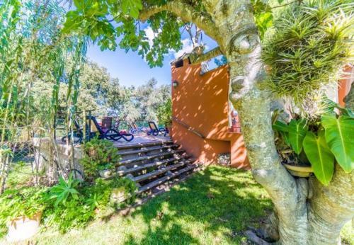 Buger Holiday Home Sleeps 8 With Pool And Wifi