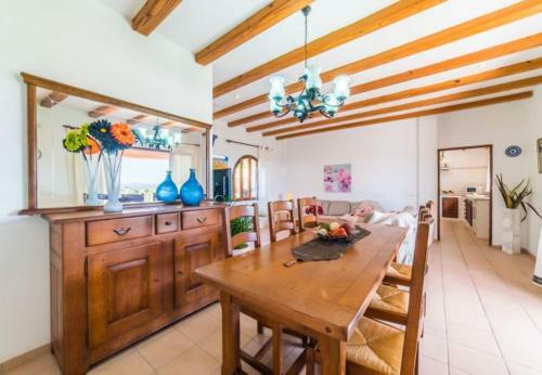 Holiday Home In Buger Sleeps 6 Includes Swimming Pool Air Con And Wifi