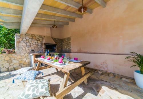 Holiday Home In Buger Sleeps 6 Includes Swimming Pool Air Con And Wifi