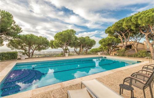 Four-bedroom Holiday Home In Cabrils