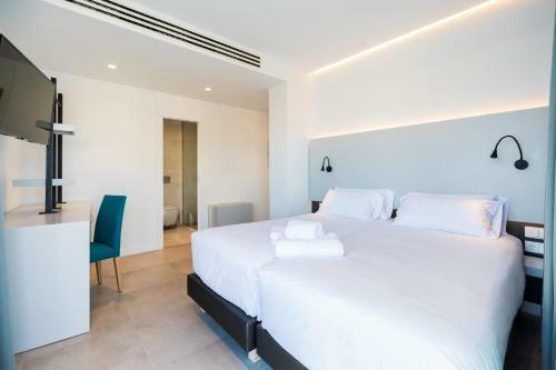 Dormos Hotel