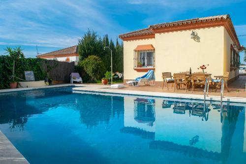 Ferienvilla Mit Privatpool Und Weitem Blick