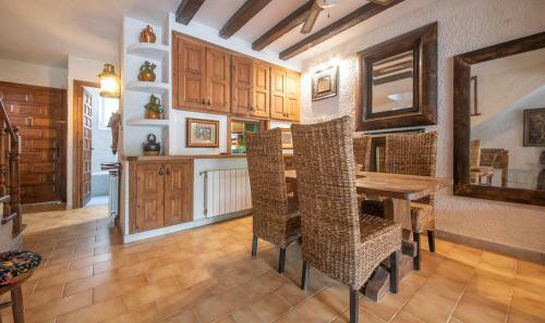 R97 Alorda Park Townhouse