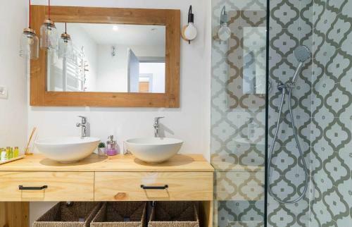 Despierta Con La Brisa Marina En Este Apartamento de La Costa Brava