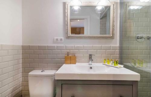 Despierta Con La Brisa Marina En Este Apartamento de La Costa Brava