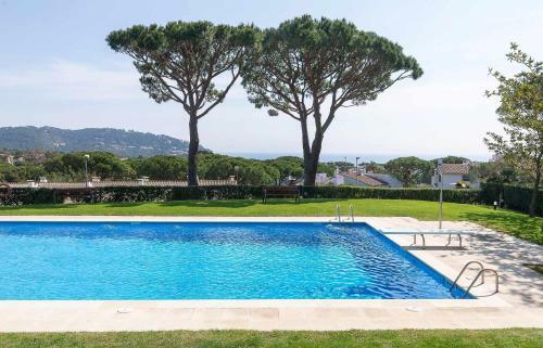 Despierta Con La Brisa Marina En Este Apartamento de La Costa Brava