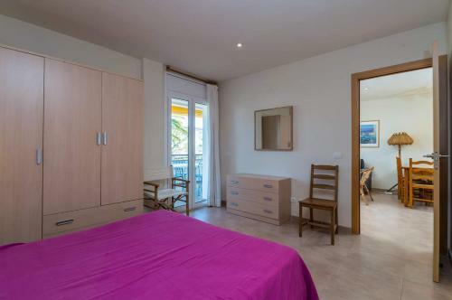 Calella de Palafrugell Apartment Sleeps 4 Pool