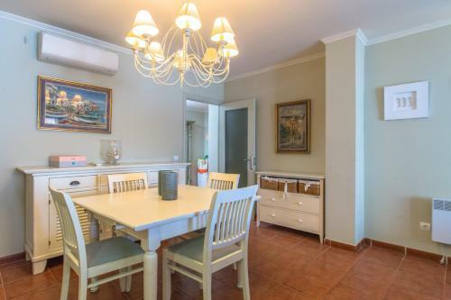 Calella de Palafrugell Apartment Sleeps 6