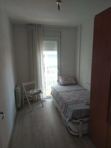 Luxury Apartment Accommodation, Next To Beach & Train Station Calella