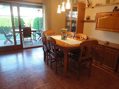 58 Carrer Llevant� De Mar