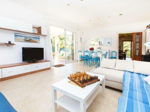 Holiday Home Pelach