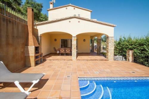 Les Cabanyes Villa Sleeps 6 Pool Wifi