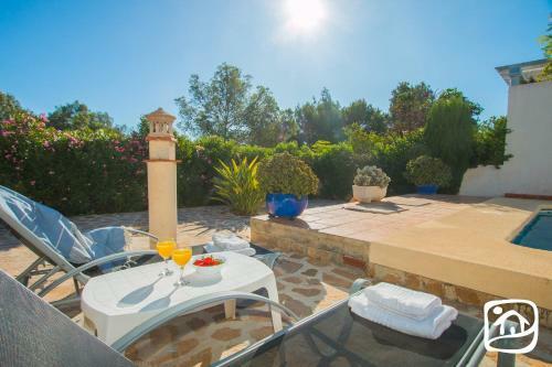Abahana Villas Garduix
