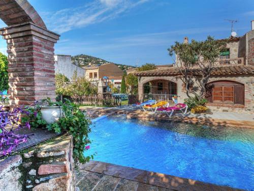 Holiday Home Can Funei