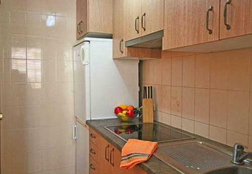 Calpe Apartment Sleeps 3 With Pool Air Con And Wifi