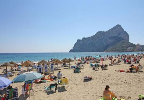Calpe Apartment Sleeps 7 With Pool Air Con And Wifi