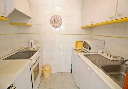 Calpe Apartment Sleeps 3 Pool Air Con Wifi T792151