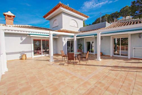 Villa Gema - Pretty Holiday Home With Private Pool In Calpe
