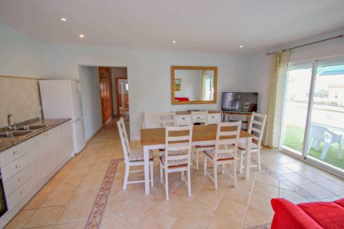 Villa Gema - Pretty Holiday Home With Private Pool In Calpe
