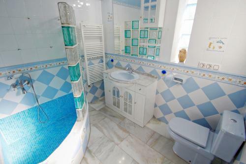 Villa Gema - Pretty Holiday Home With Private Pool In Calpe