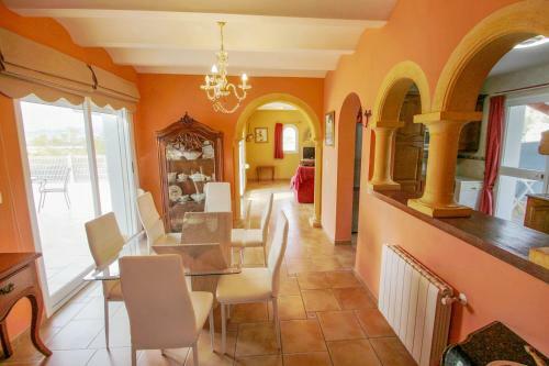 Villa Gema - Pretty Holiday Home With Private Pool In Calpe