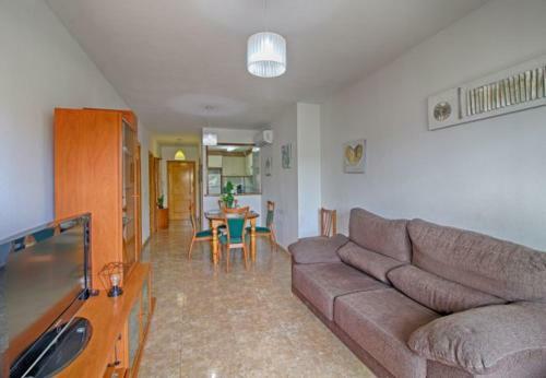 Calpe Apartment Sleeps 5 Pool Air Con