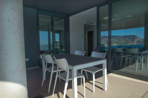Apartamento Infinium 16b Primera Linea de Playa Arenal