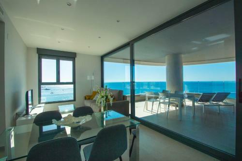 Apartamento Infinium 16b Primera Linea de Playa Arenal