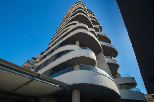 Apartamento Infinium 16b Primera Linea de Playa Arenal